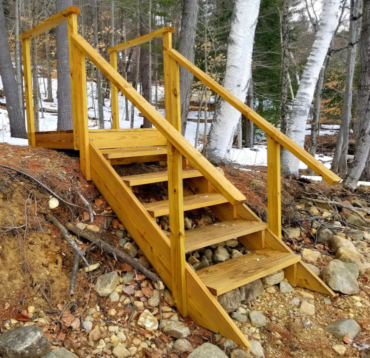 Ready Seal Golden Pine deck stain on a set of Pressure Treated stairs, six month update image Ready Seal best semi transparent deck stain results on pressure treated pine, Golden Pine stain